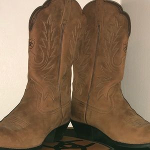 Brand NEW NEVER WORN BOOTS